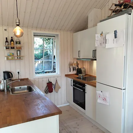 Hébergement de vacances Newly Built With A Fjord View *